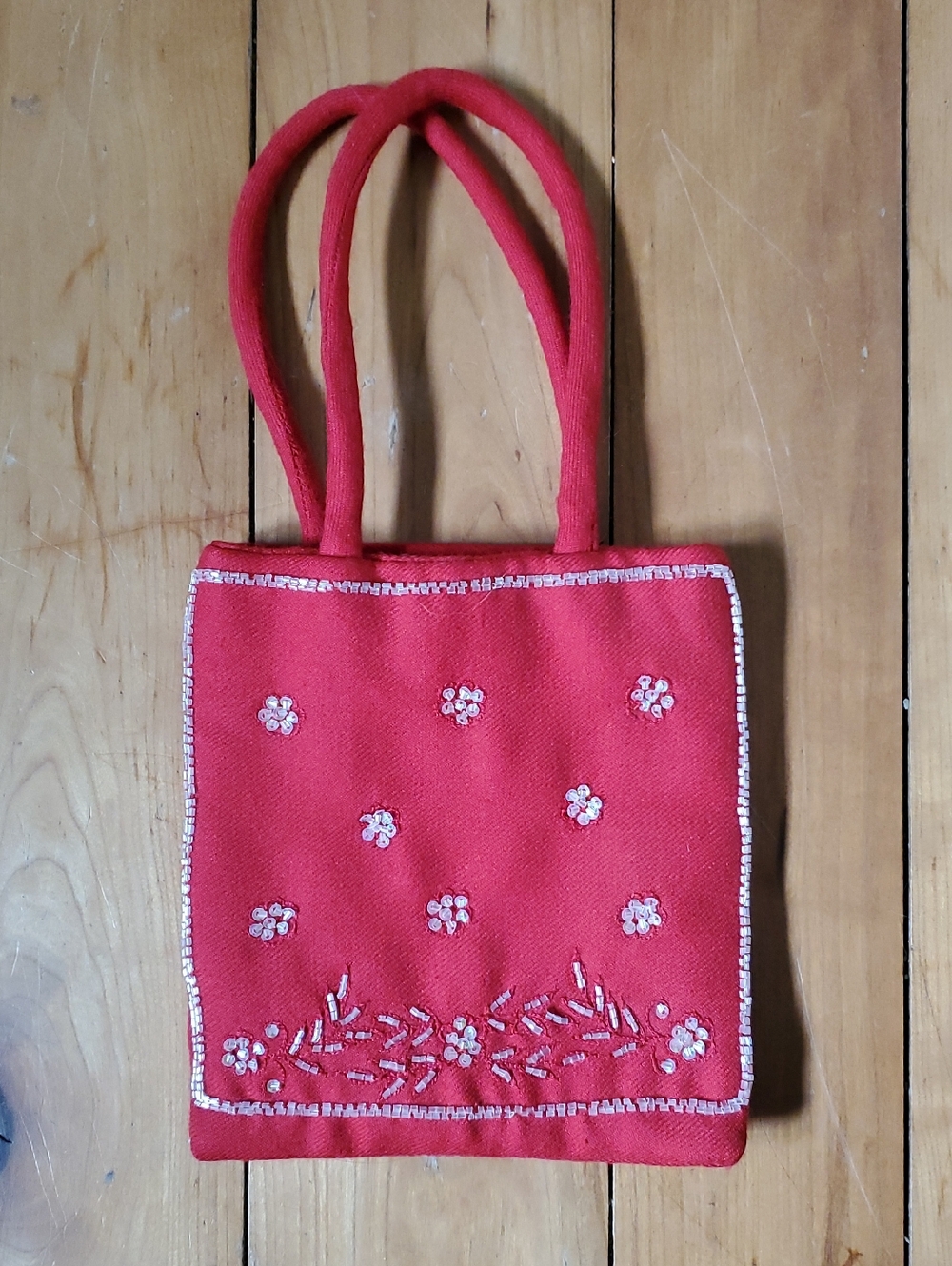 Frangi Red Beaded Wool Purse.